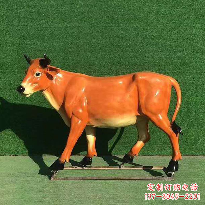 张家口玻璃钢材料制作的动物雕塑