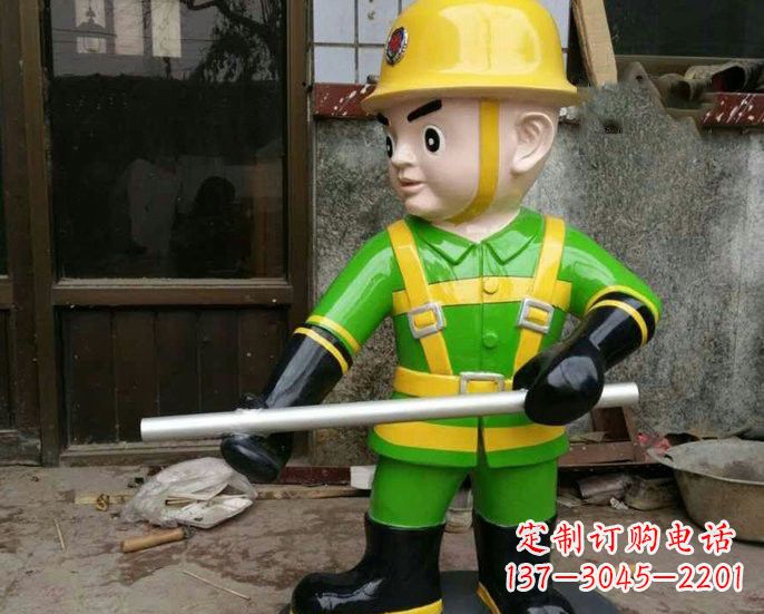 张家口玻璃钢消防员雕塑——让爱与勇气永恒