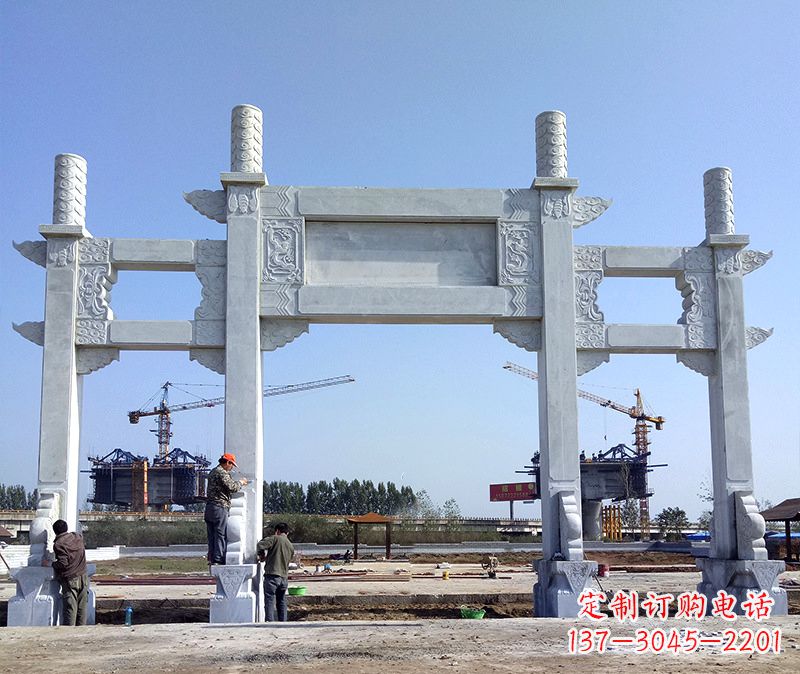 张家口玻璃钢牌坊雕塑美丽的艺术与历史结合