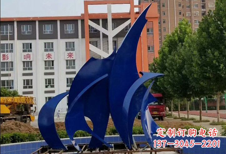 张家口不锈钢船帆雕塑象征着自由和希望