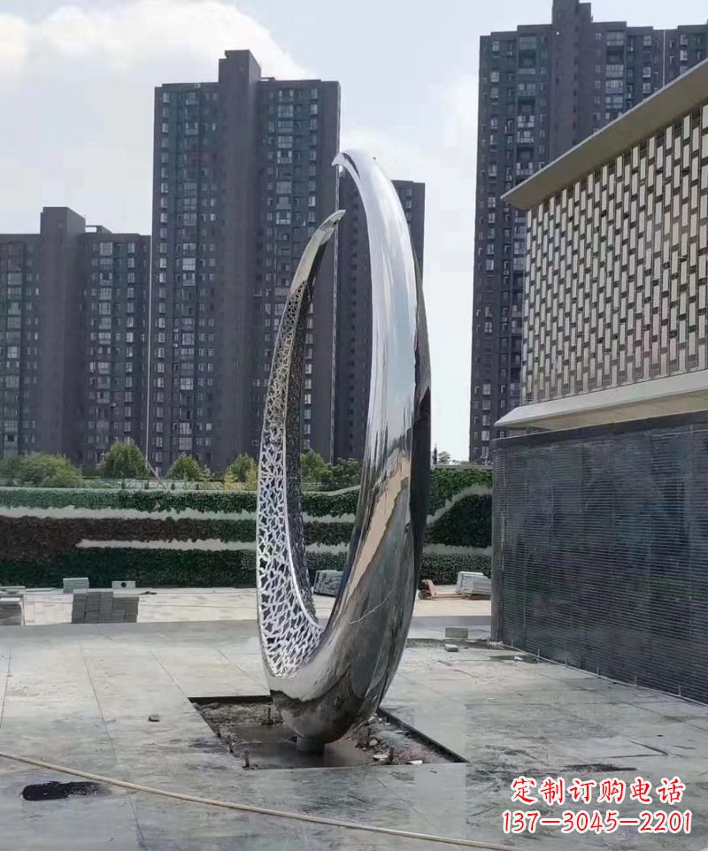 张家口精美不锈钢月亮雕塑