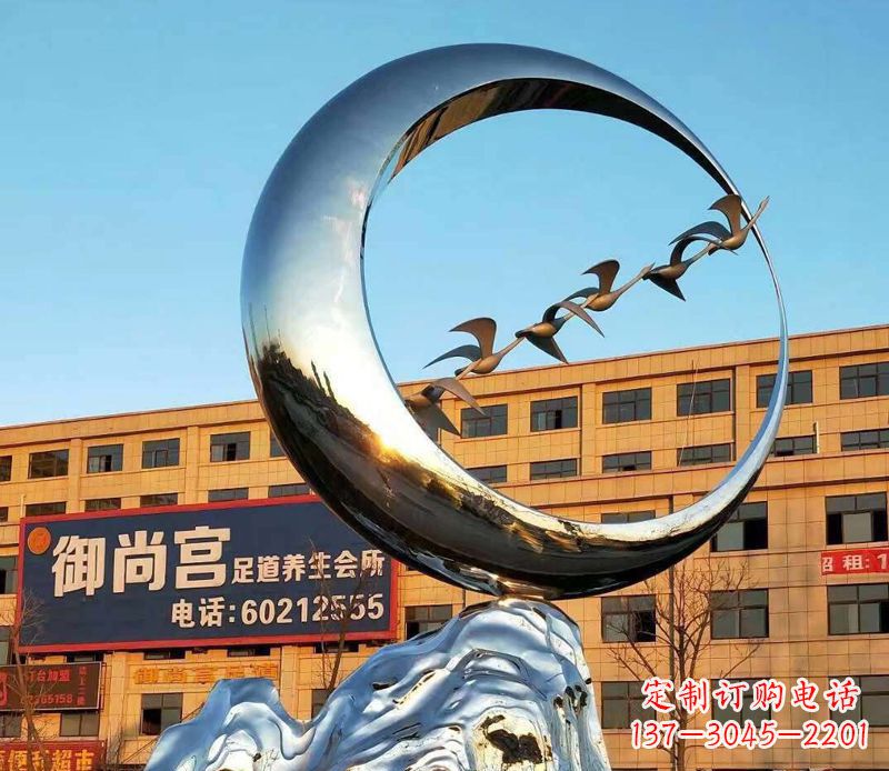 张家口不锈钢大雁雕塑象征着生机勃勃的美丽