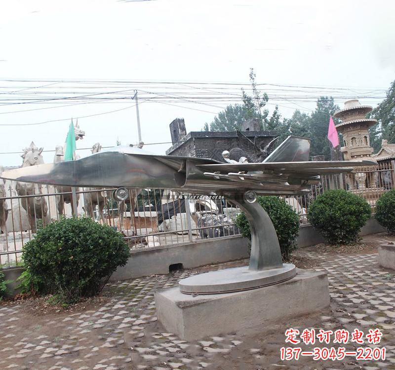 张家口不锈钢飞机雕塑——一种象征着力量与和平的艺术品