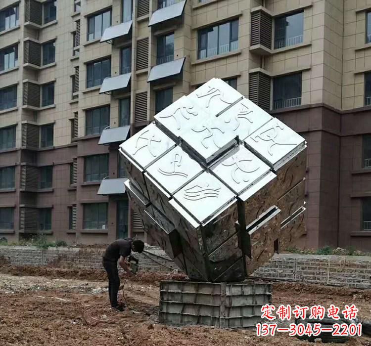 张家口不锈钢景观魔方雕塑——现代科技的精妙结合