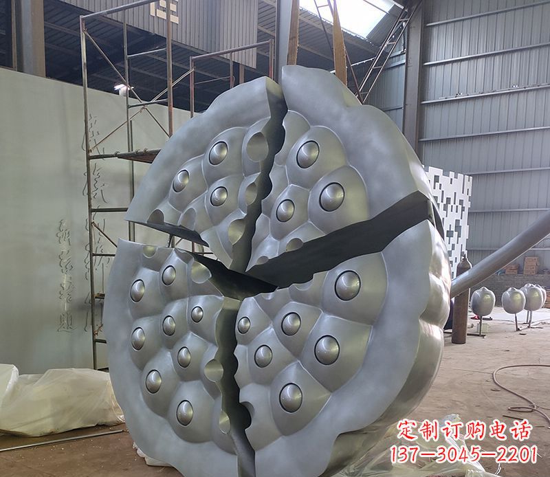张家口不锈钢莲蓬雕塑精美外形 引人入胜