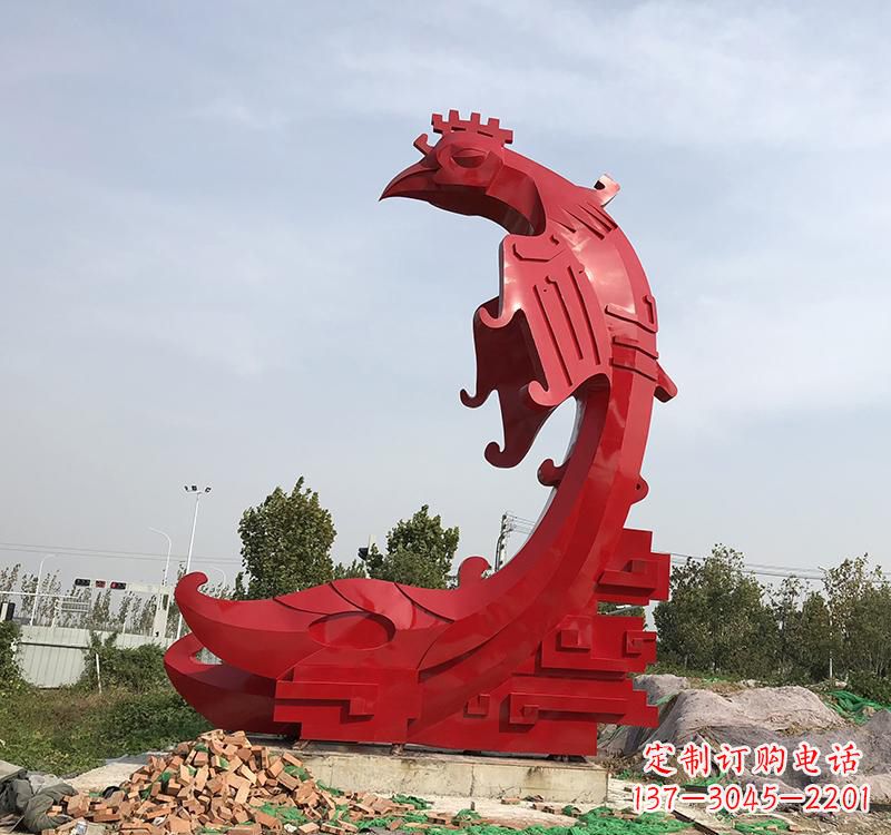 张家口凤凰展翅飞翔——不锈钢现代广场的雕塑之美