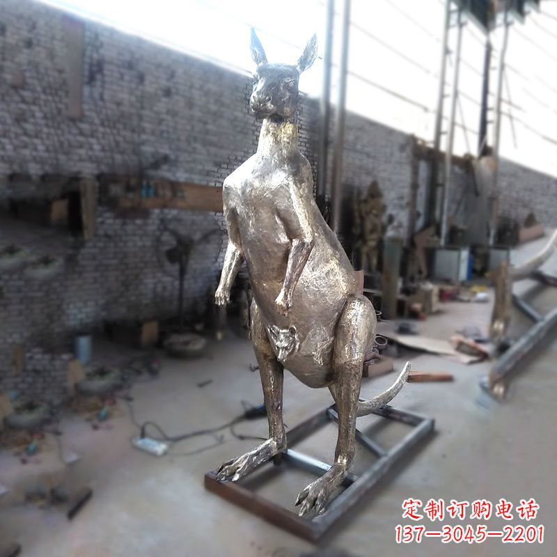 张家口纯铜铸造的袋鼠雕塑