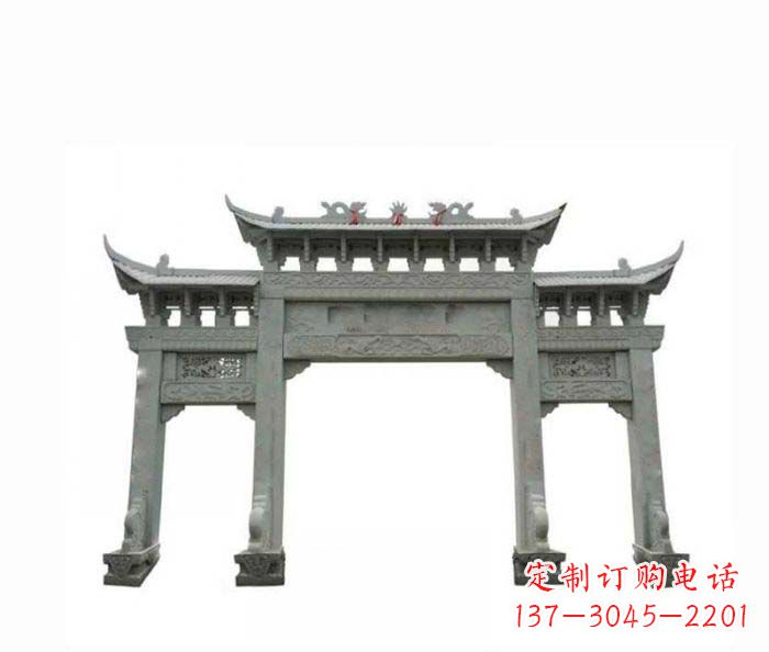 张家口牌楼上的雕塑