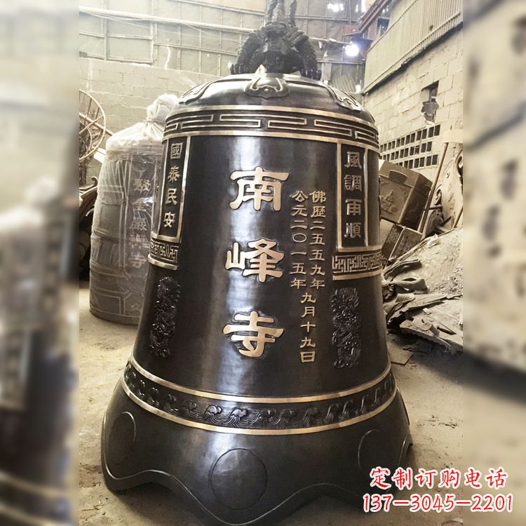 张家口大型铜钟雕塑