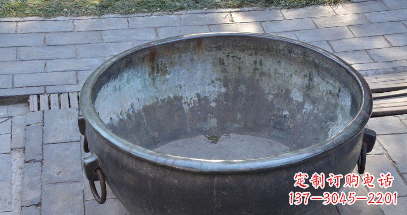 张家口仿古纹饰铜水缸雕塑