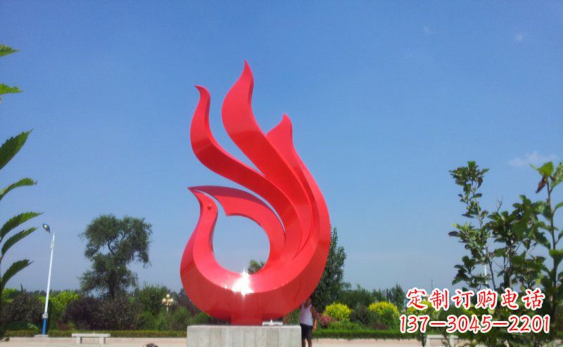 张家口艺术荟萃的凤凰雕塑