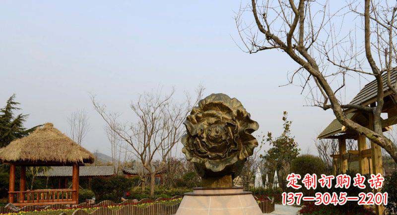 张家口公园大白菜景观铜雕
