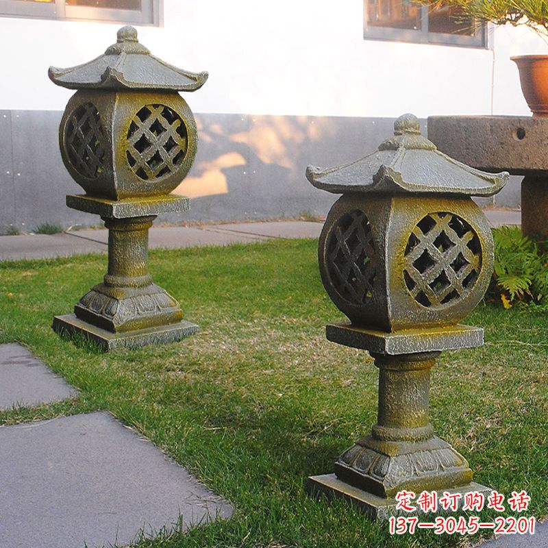张家口公园仿古石灯笼
