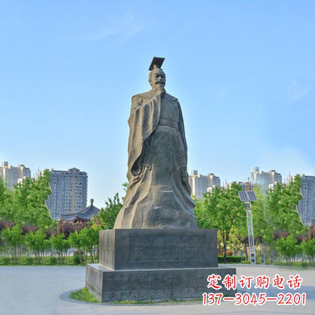 张家口公园广场历史名人，青石隋文帝杨坚雕塑