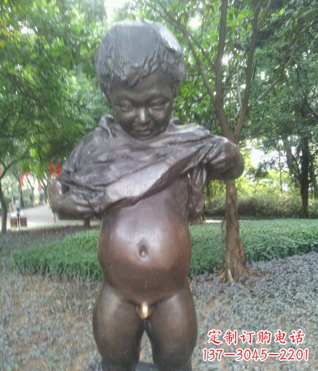 张家口萌动活泼的男孩铜雕塑