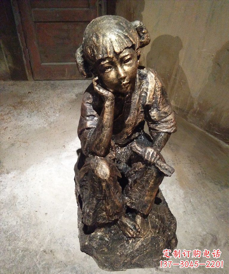 张家口童真美丽的小女孩铜雕