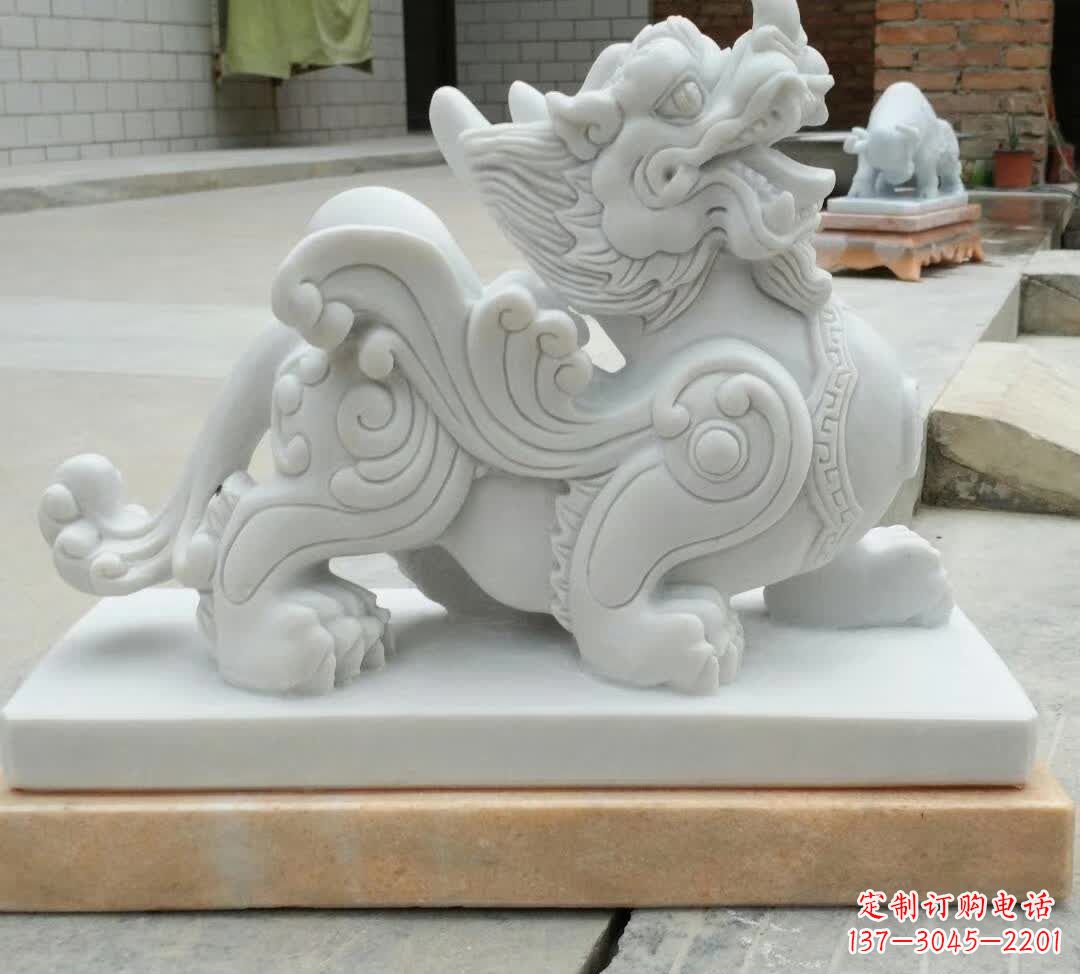 张家口汉白玉神兽貔貅雕塑