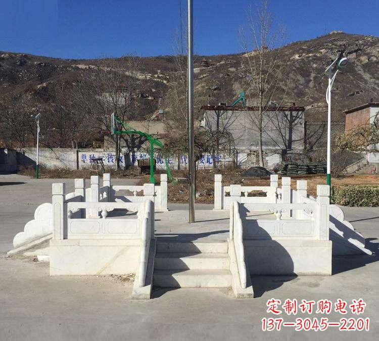 张家口汉白玉雕刻的精致升旗台