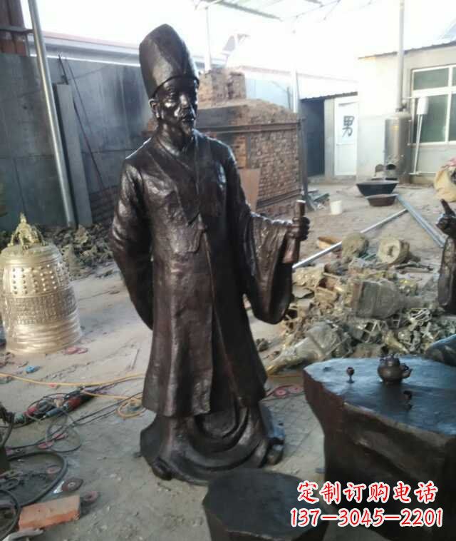 张家口精美雕塑，展现古代名医李时珍的传奇