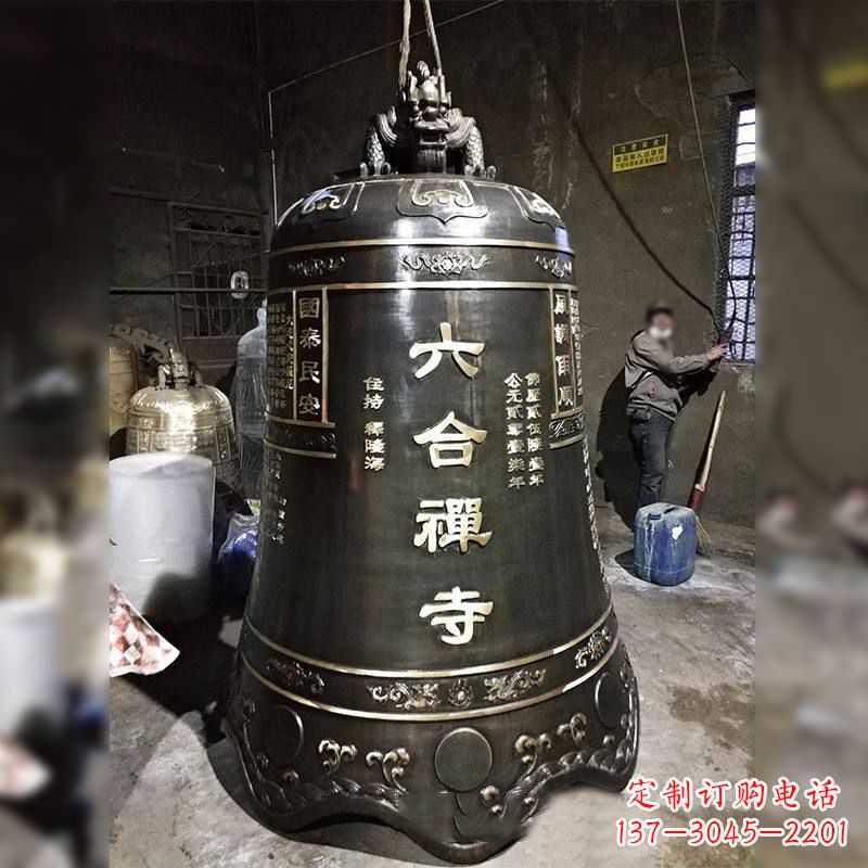张家口寺院铸铜铜钟