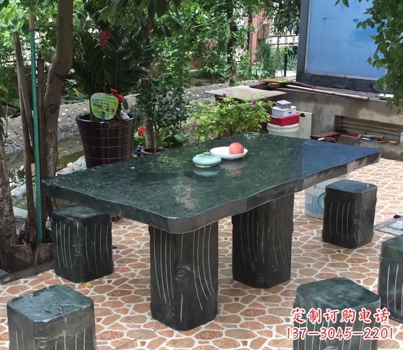 张家口庭院长方形石桌凳雕塑