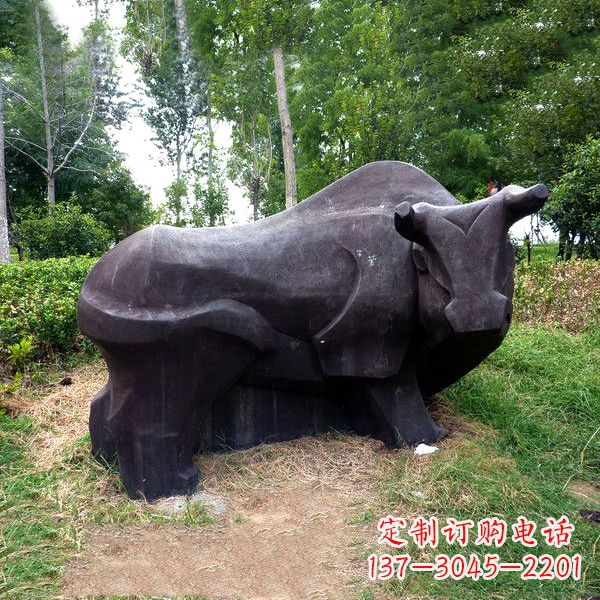 张家口铜雕抽象牛-公园草坪水牛雕塑
