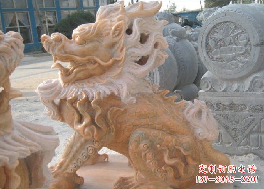 张家口晚霞红神兽麒麟雕塑