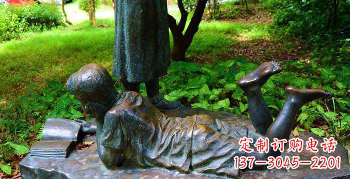 张家口校园趴着看书的小男孩人物铜雕