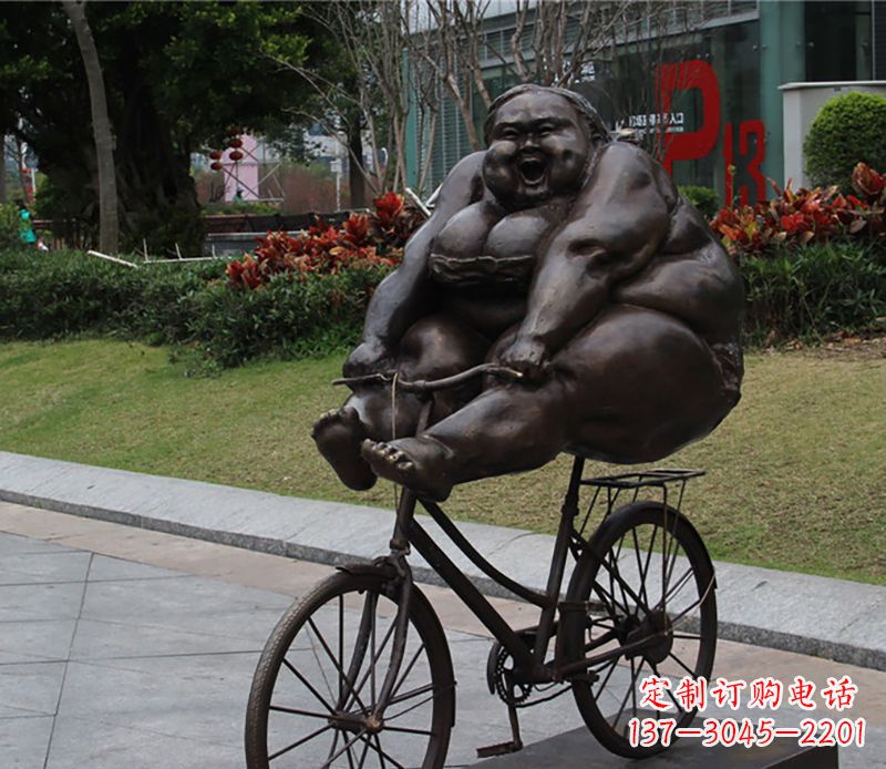 张家口自行车铜雕